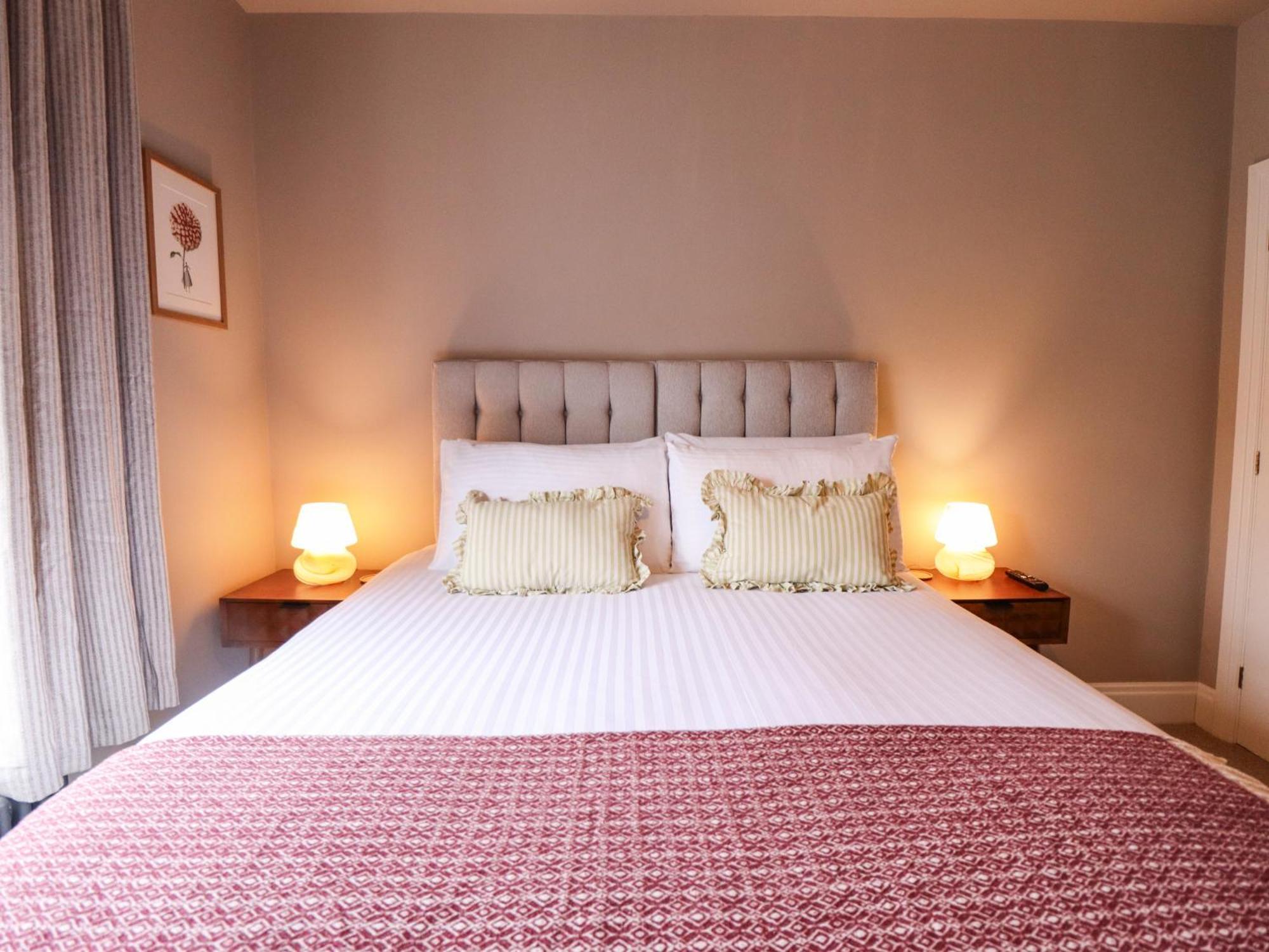 Вилла 17 Union Road House Линкольн Экстерьер фото